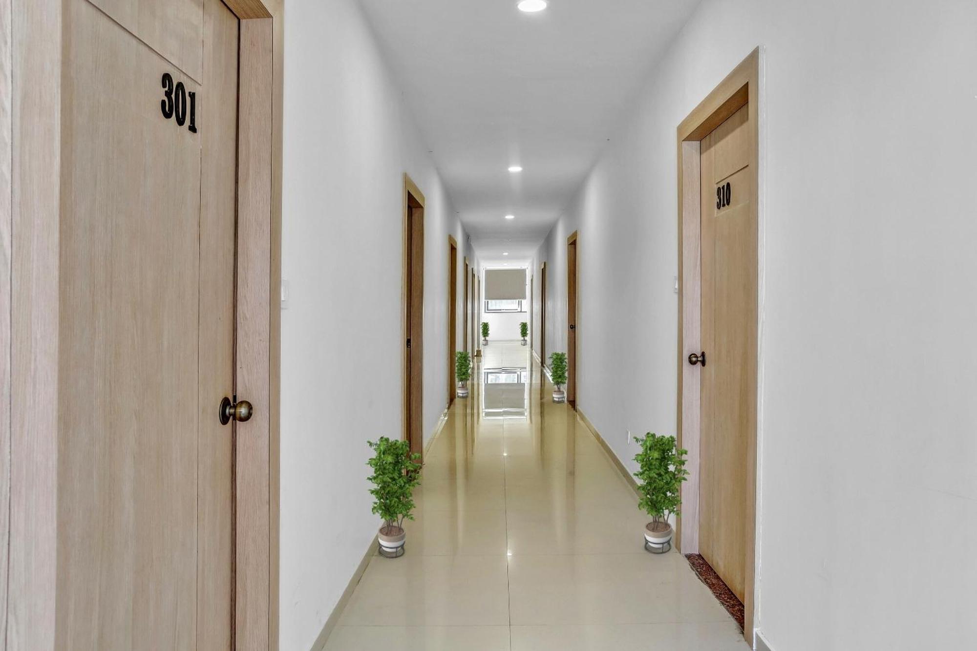 Oyo Flagship Hotel Bluemoon ورنجل المظهر الخارجي الصورة